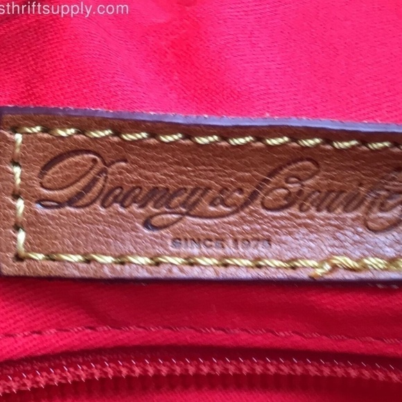 EUC  Dooney & Bourke Florentine Toggle Crossbody COA included - Picture 7 of 14